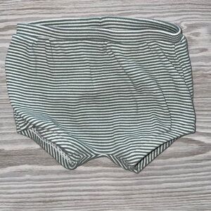 ⭐️6 Months Carters Baby Boys or Baby Girls Diaper Cover ⭐️